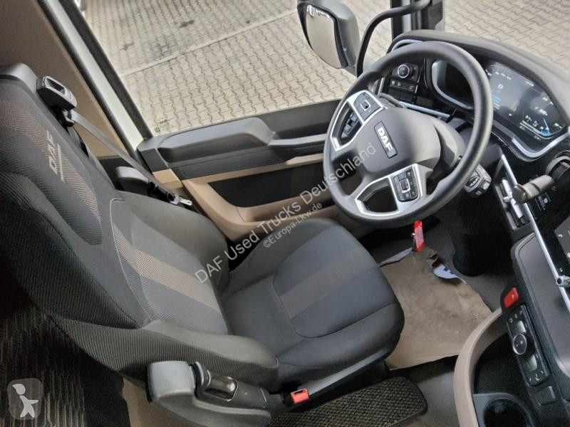 جرار DAF XG  FT 4X2
