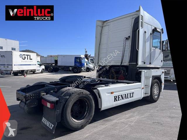 Traktor Renault