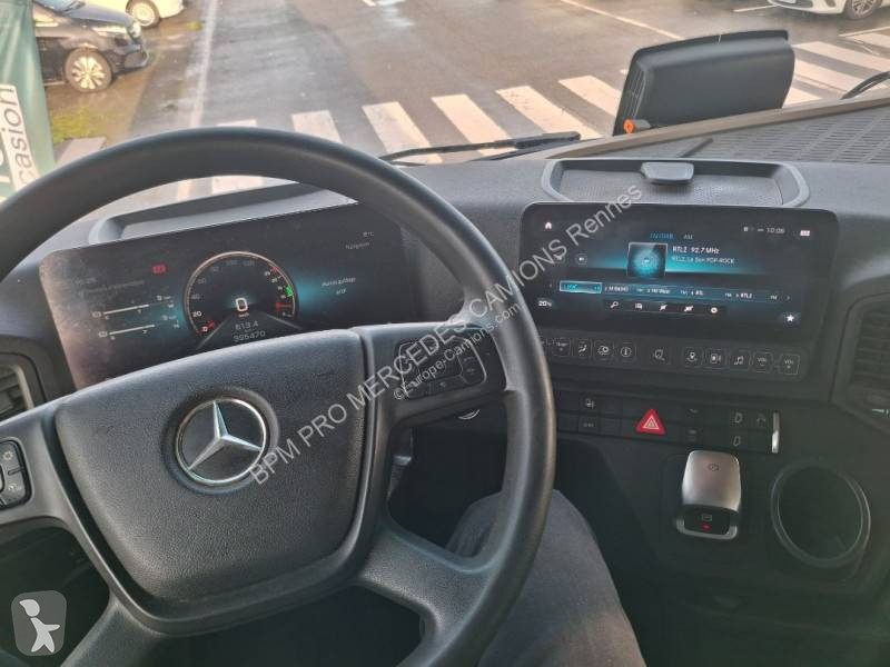 جرار Mercedes