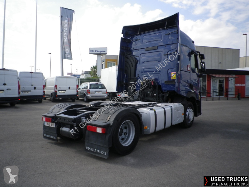 جرار Renault