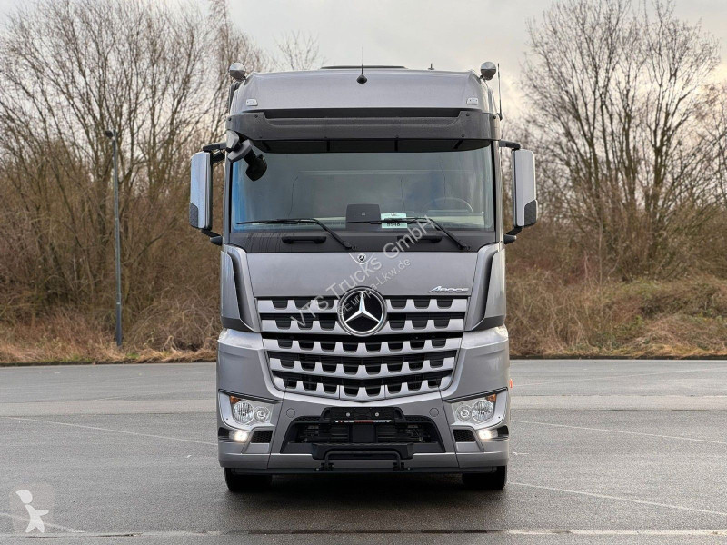 جرار Mercedes 2653 MP5 6x4 HMF 4020