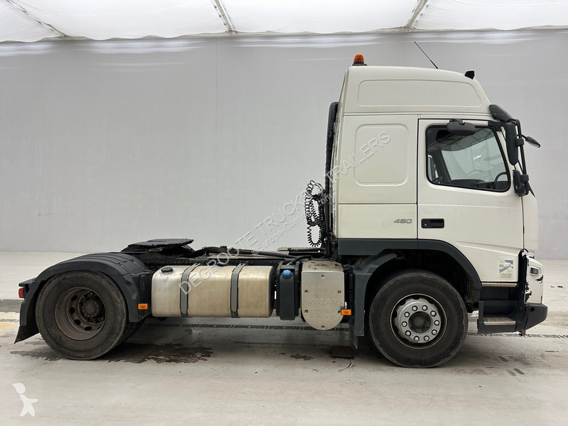 جرار Volvo 450