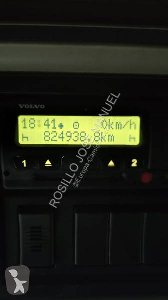 جرار Volvo