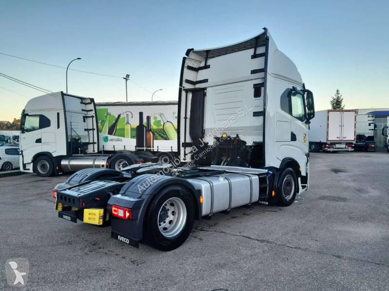 جرار Iveco