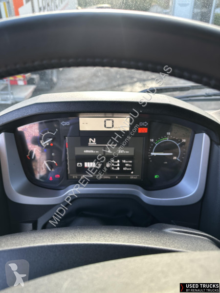 جرار Renault