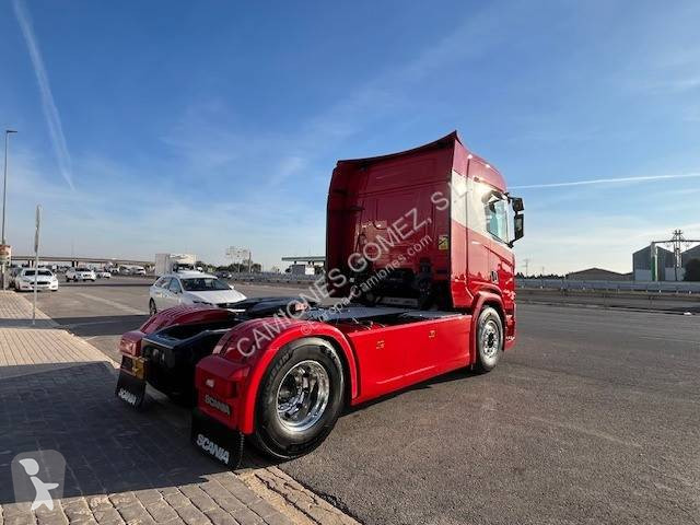 جرار Scania