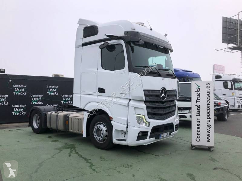 جرار Mercedes