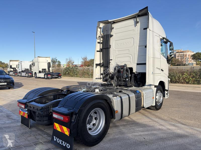 جرار Volvo 460 FH