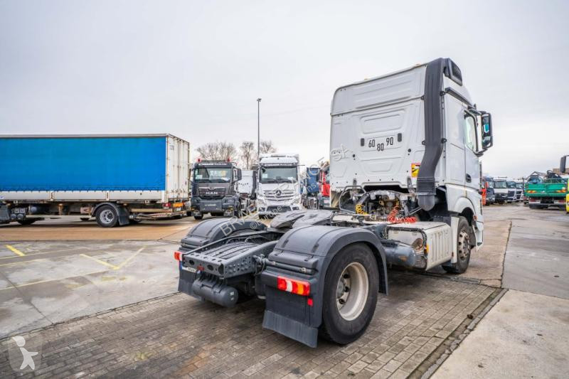 جرار Mercedes ACTROS 1848  + VOITH