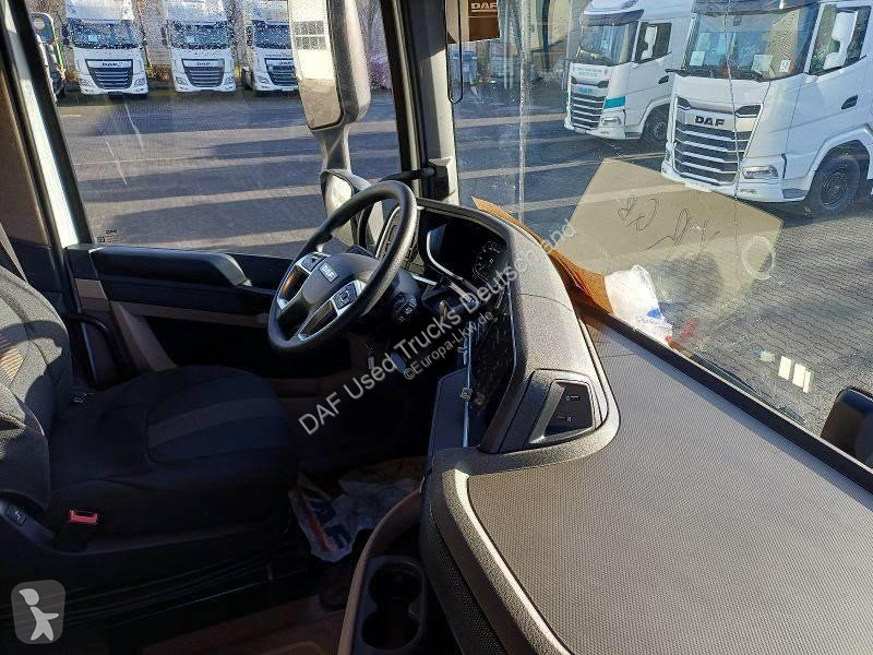 جرار DAF XG  FT 4X2
