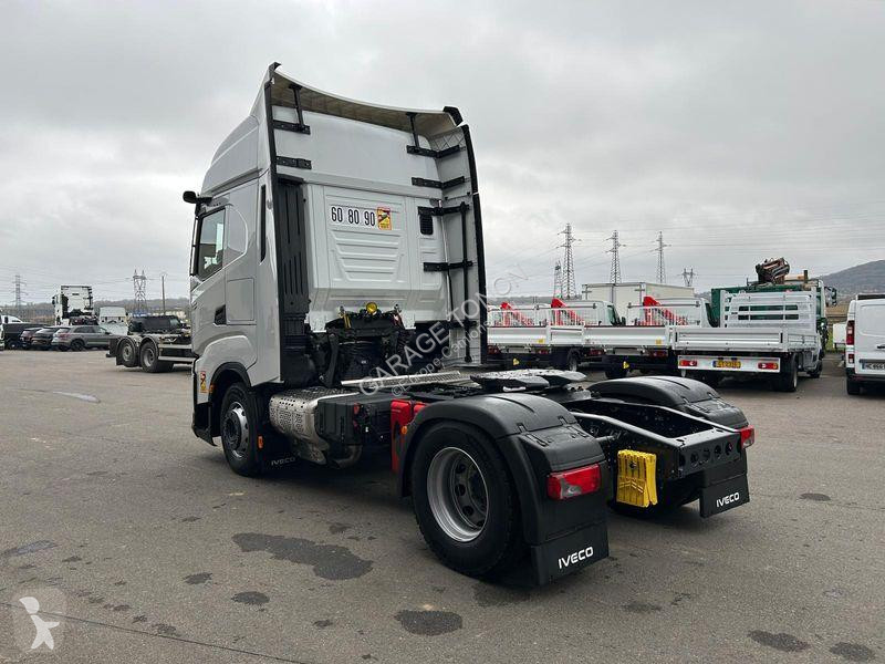 جرار Iveco 500
