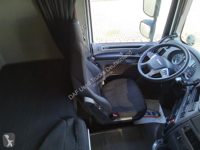 جرار DAF XF  FT LOW DECK 4X2
