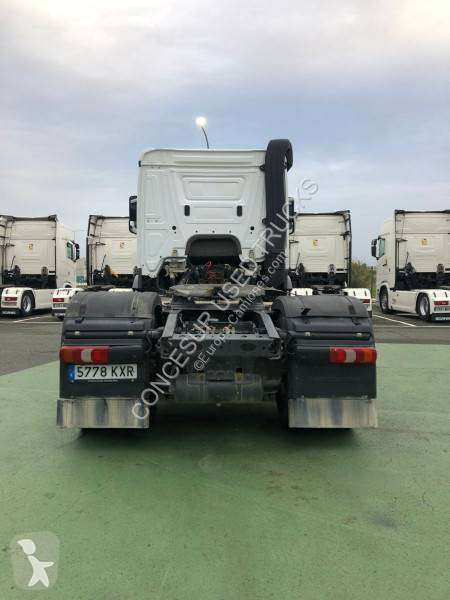 Traktor Mercedes