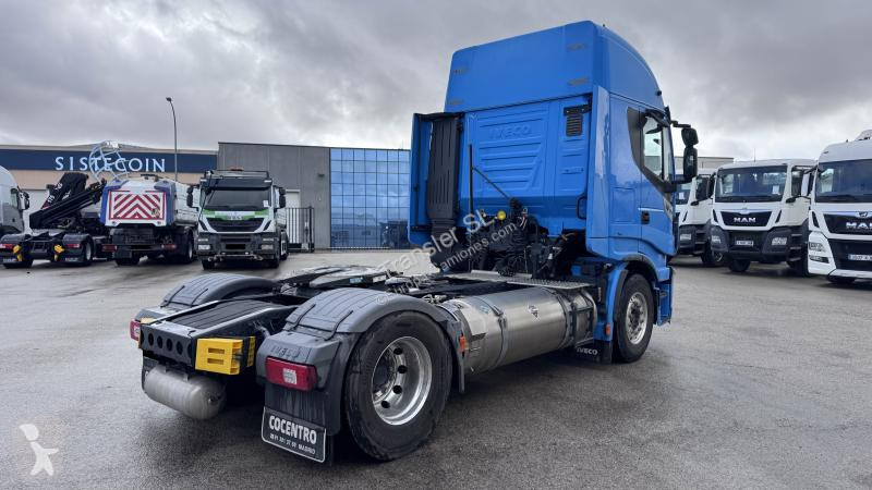 جرار Iveco  AS440ST/PLNG