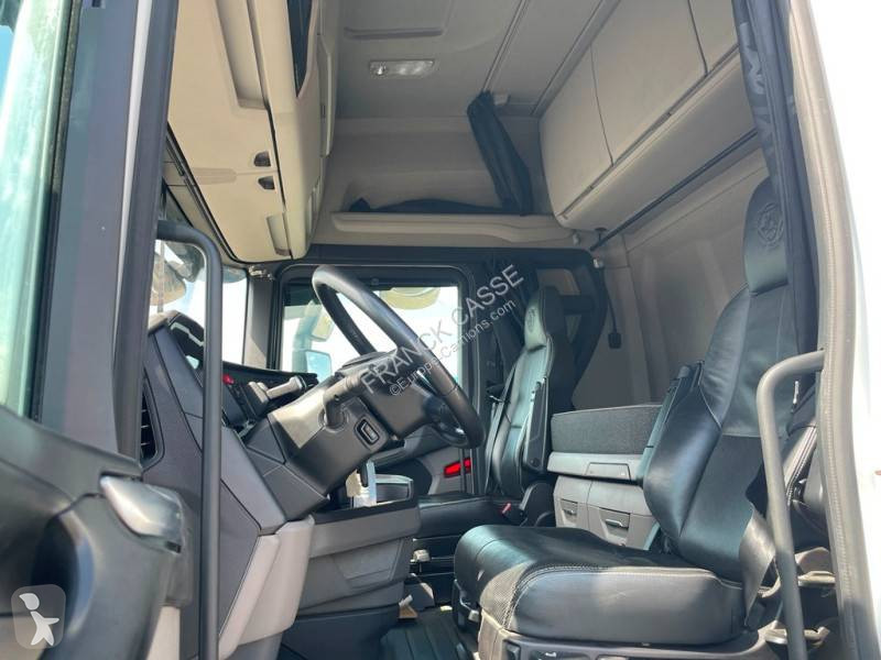 جرار Scania