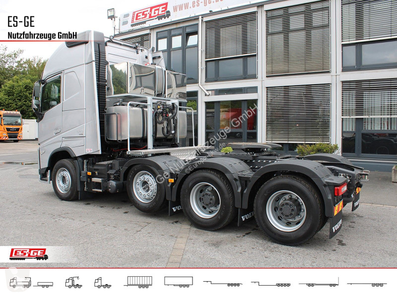 Влекач Volvo 551 8x4 Tridem VLA (Luftfederung)
