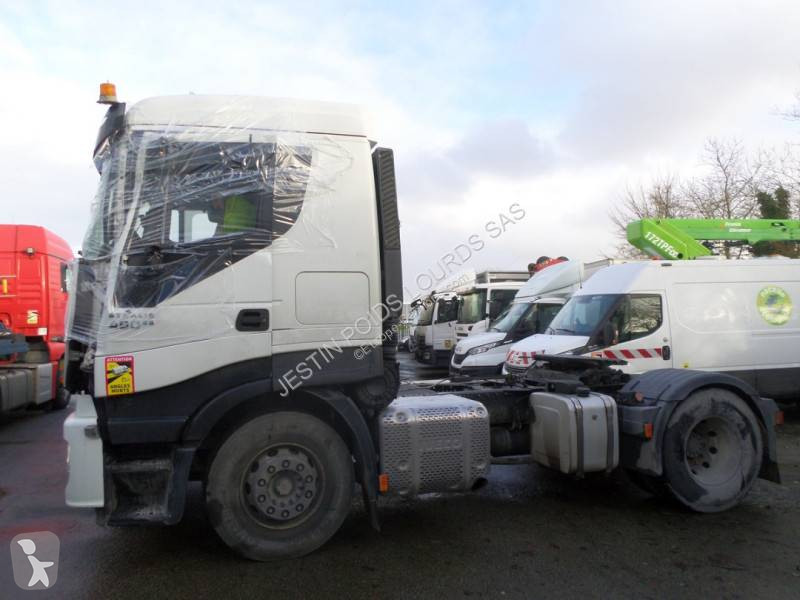 Iveco  tractor unit
