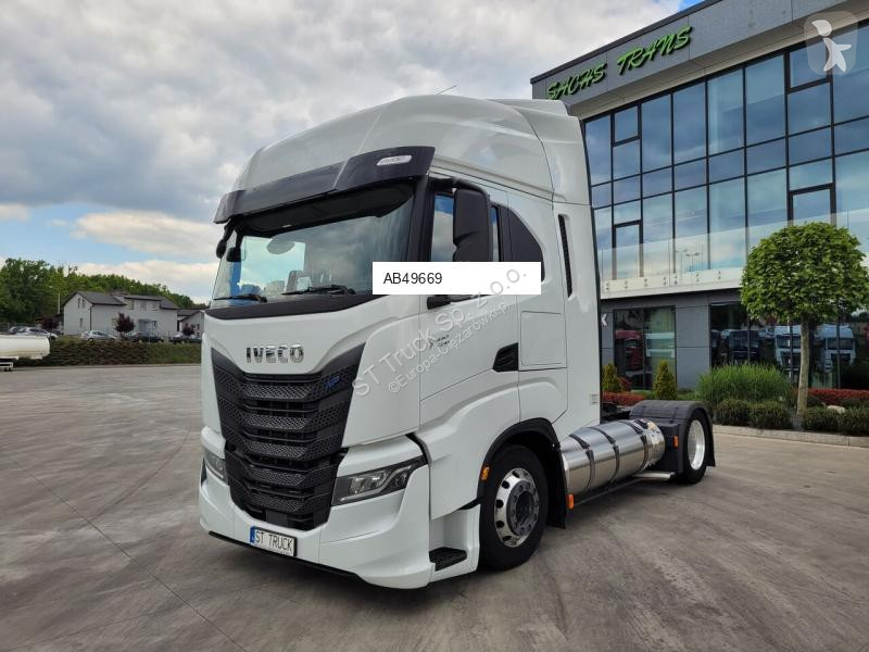جرار Iveco