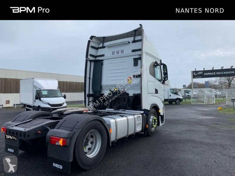 جرار Iveco