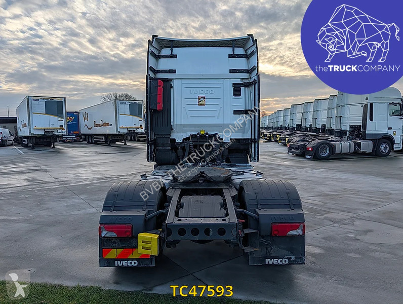 جرار Iveco S-Way 480
