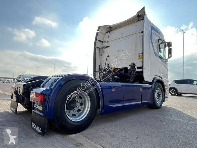 Tahač Scania 500