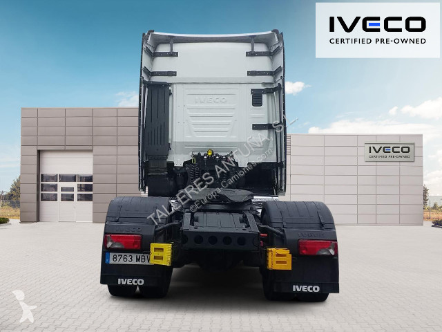 جرار Iveco Stralis AS440S49T/P