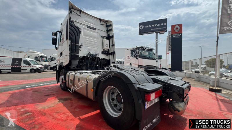جرار Renault