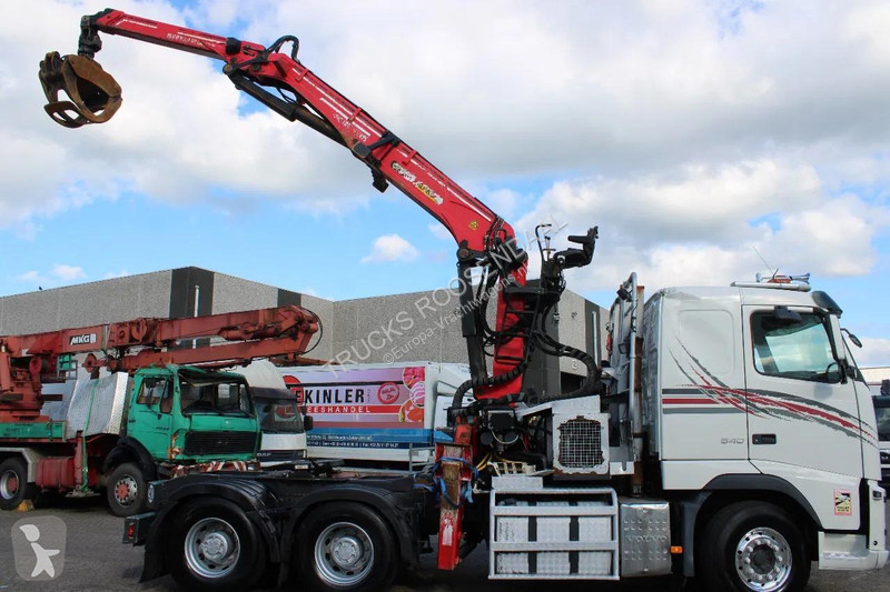 جرار Volvo 16540 + 6x4 EURO 5 + palfinger...