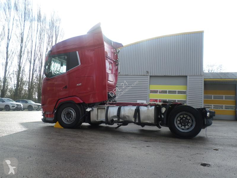 جرار DAF 530FT