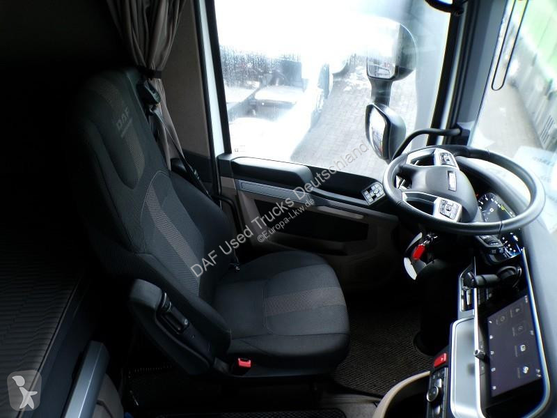 Traktor DAF XG  FT 4X2