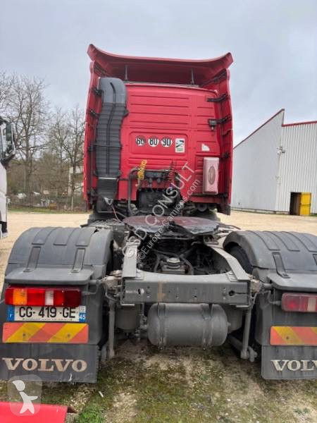 جرار Volvo