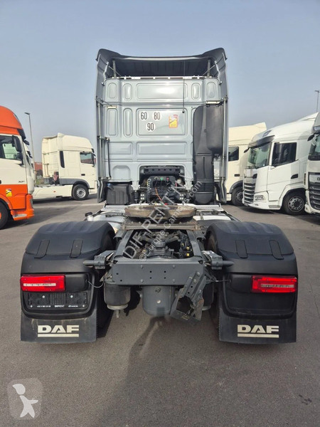 جرار DAF 530 FT SPACE CAB ZF INTARDER