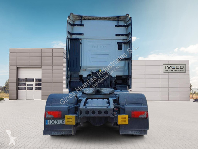 جرار Iveco Stralis AS440S48T/P