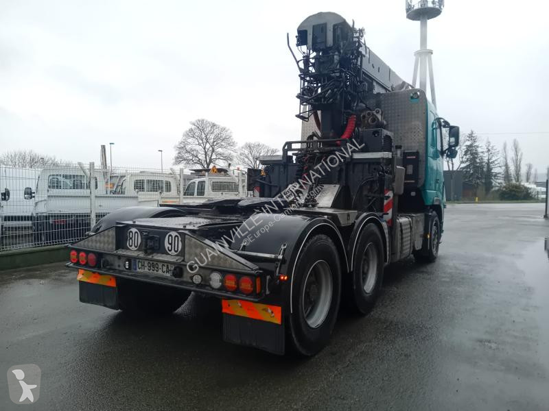 جرار Volvo