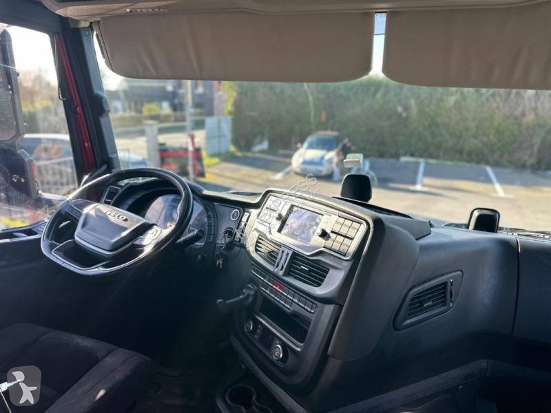جرار Iveco