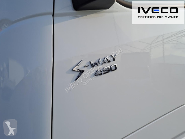 جرار Iveco S-WAY AS440S49T/P
