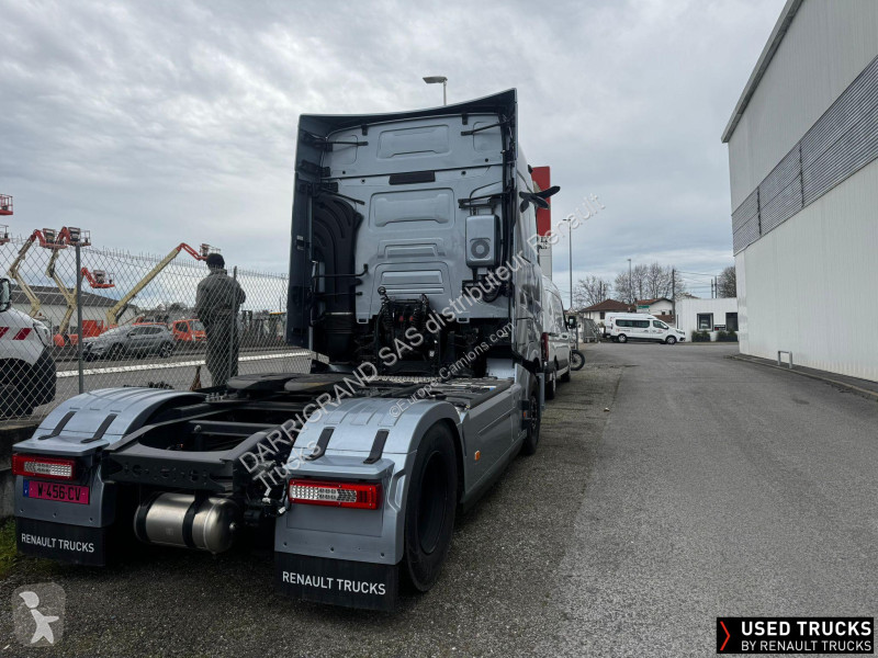 جرار Renault