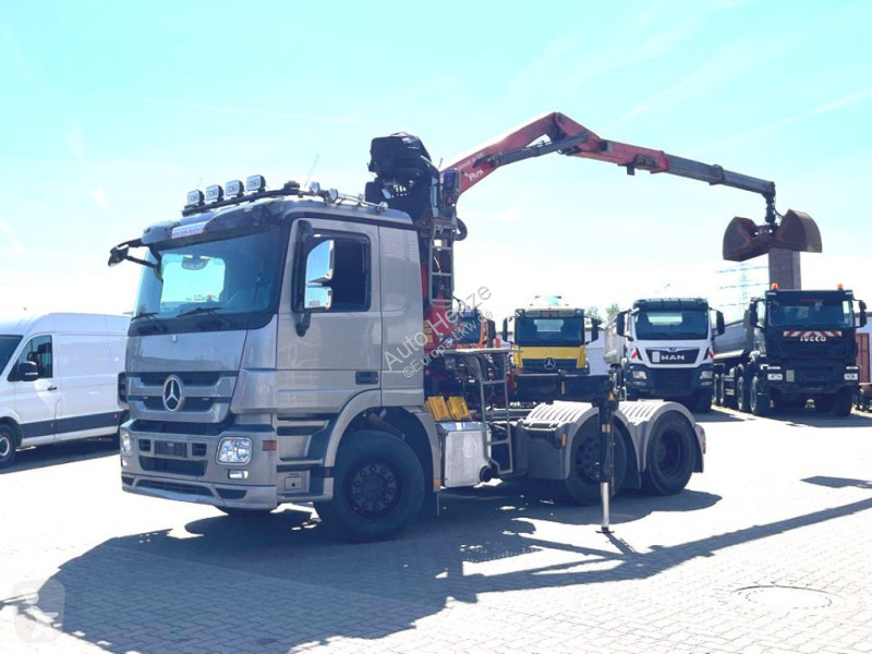 جرار Mercedes Actros 2546 L 6x2  SZM   Kran HMF...