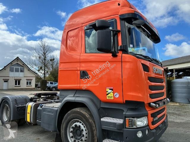 جرار Scania 490