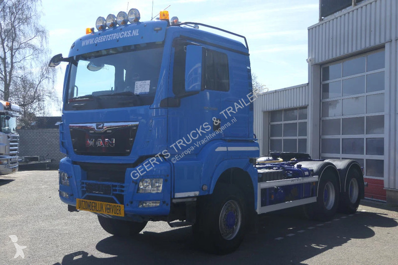 جرار MAN 33.500 | 6X6 CARDAN | 418232Km | 2019...