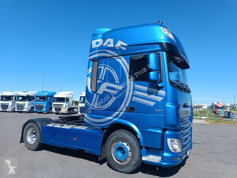 جرار DAF XF 530 FT