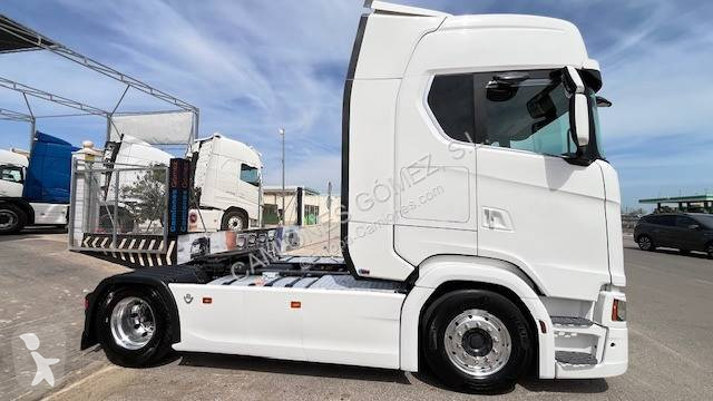 جرار Scania