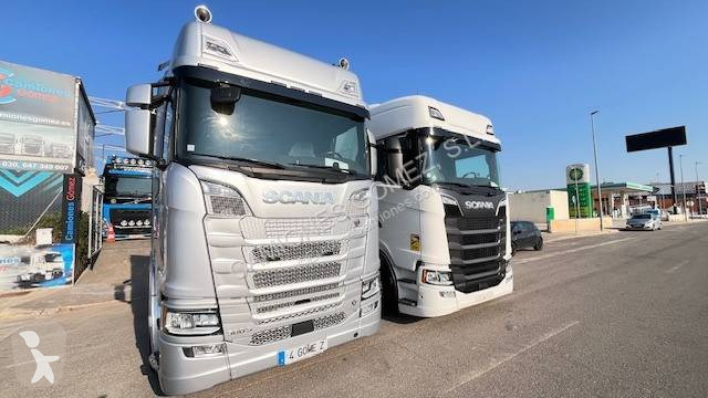 جرار Scania