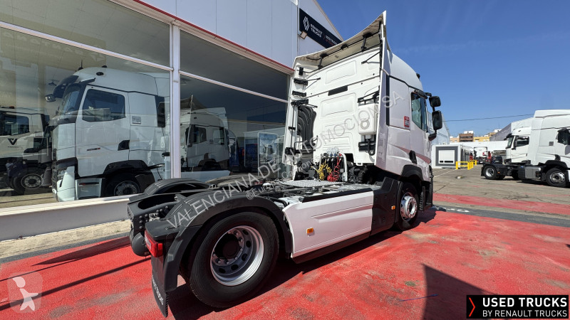 جرار Renault