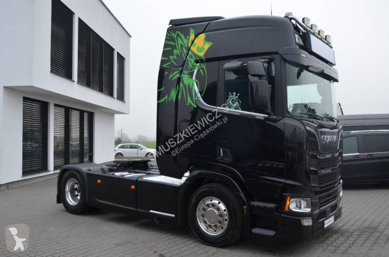 جرار Scania