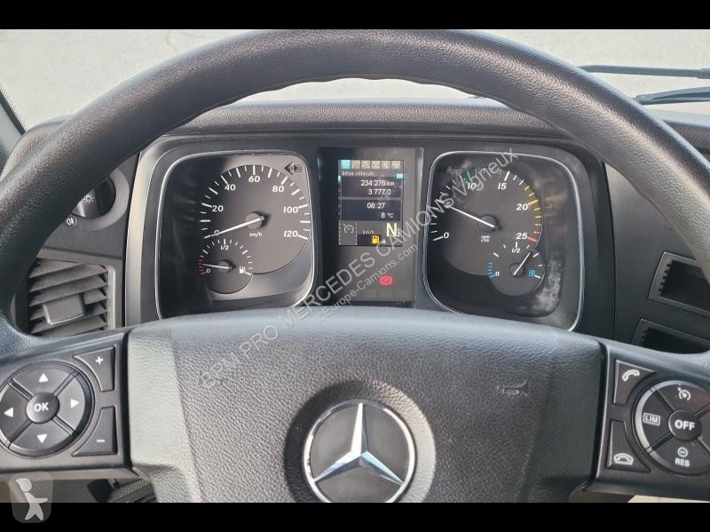 جرار Mercedes II 1842 StreamSpace 2.3m 6