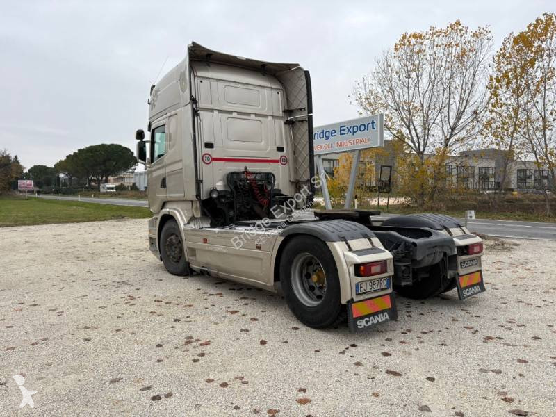 جرار Scania