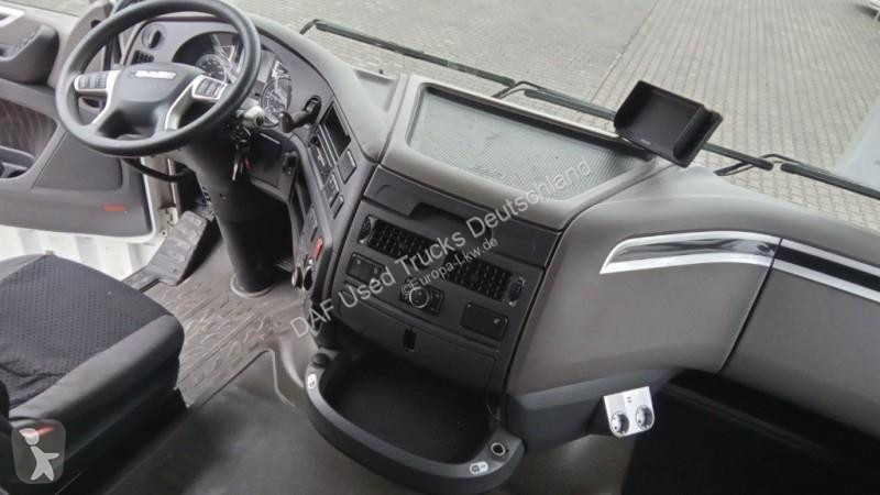 Traktor DAF XF  FT LOW DECK 4X2