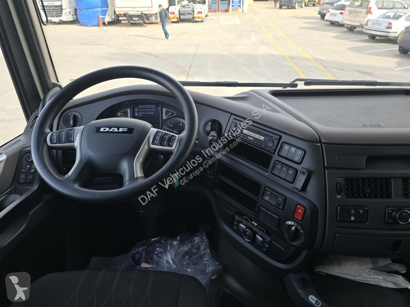 Nyergesvontató DAF 480 FT 4X2