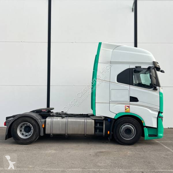 Traktor Iveco
